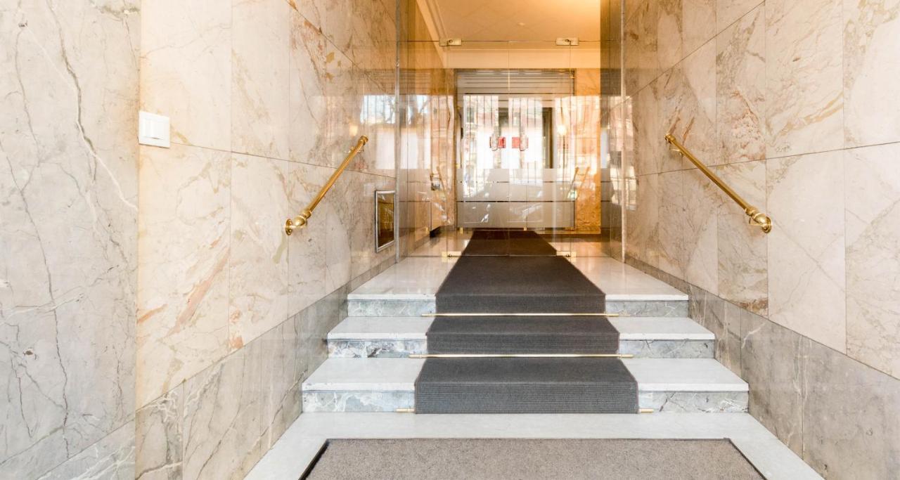 Joivy Lovely Family Apt For 7 Near San Lorenzo Columns Milano Exterior foto
